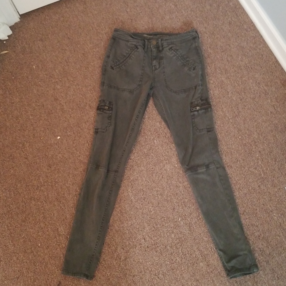 Green cargo pants